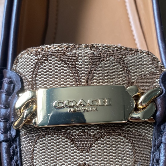 Coach Olive Flats Loafers - Picture 3 of 7